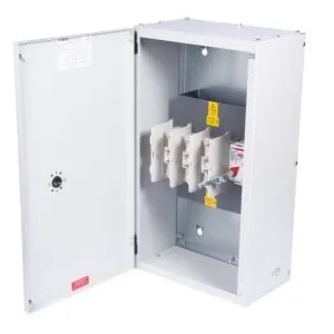 200A Four Pole Switch Disconnector with Fuses Suitable for Isolation - Image 1